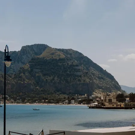 Front Bliss Mondello * Palermo