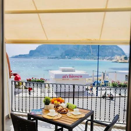 Appartement Front Bliss Mondello *