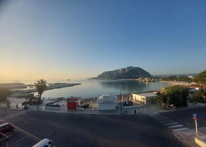 Front Bliss Mondello *